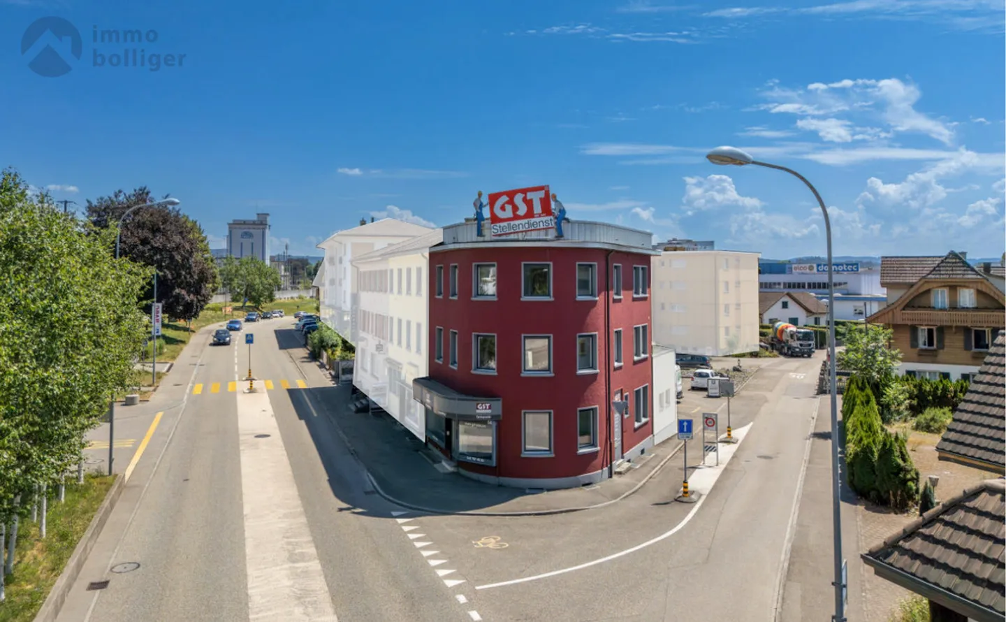 Visible. Central. Versatile: Your new commercial building in Aarburg - Photo 2 of 13