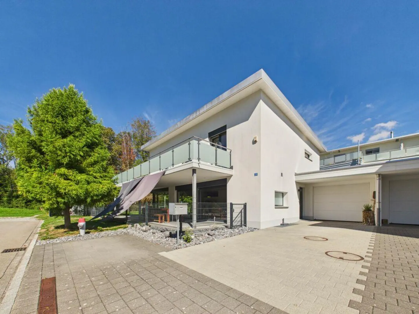 Geräumiges Einfamilienhaus in Dürnten - Foto 1 von 10