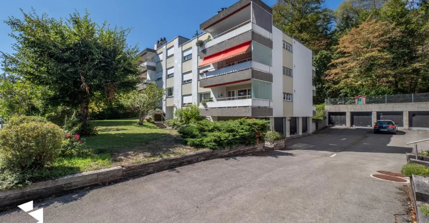 Appartement de 4,5 pièces situé au calme au bord de la forêt - Photo 11 sur 12