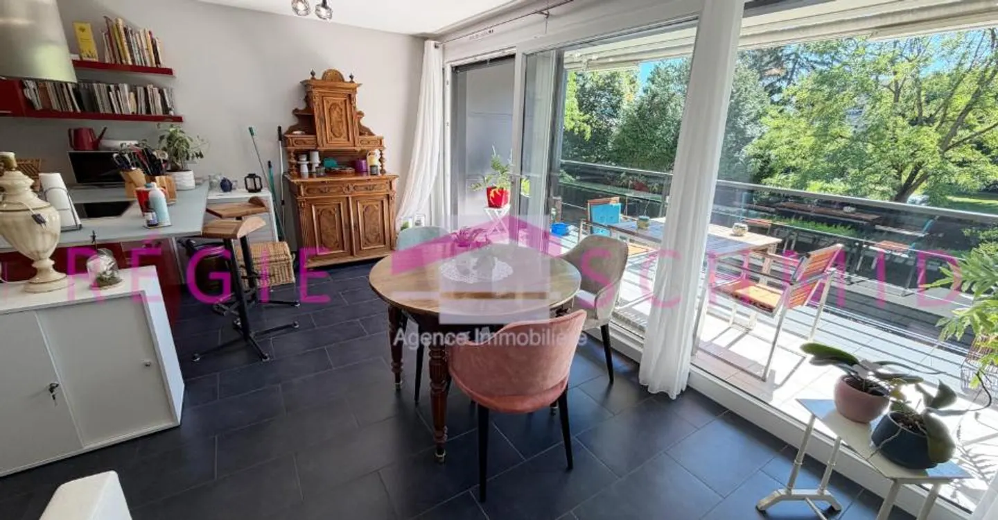 Charmant appartement 2,5 pièces - Photo 3 sur 8