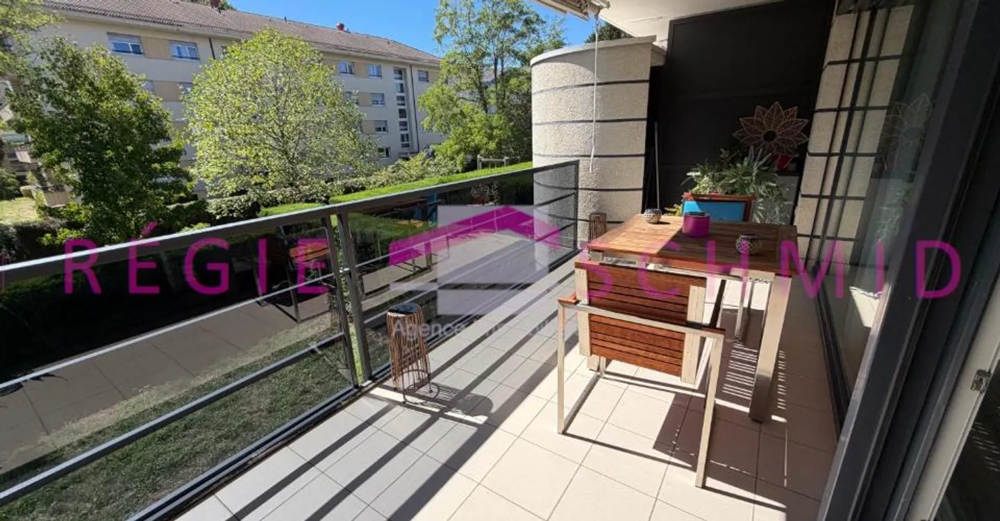Charmant appartement 2,5 pièces - Photo 4 sur 8