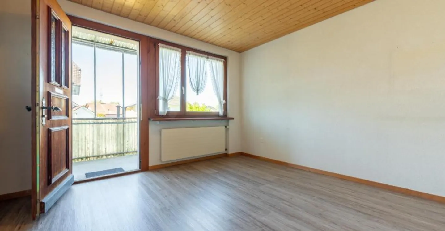 Casa unifamiliare di 6,5 stanze con grande giardino e spazio per idee - Foto 2 di 12