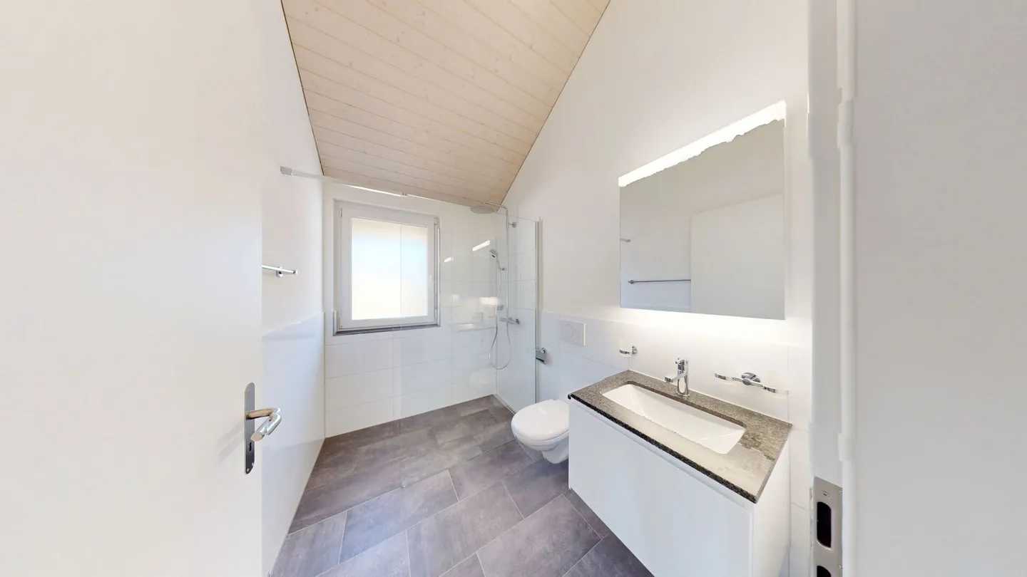 Première occupation ! Appartement en duplex exclusif de 3,5 pièces avec grande galerie et vue - Photo 7 sur 15