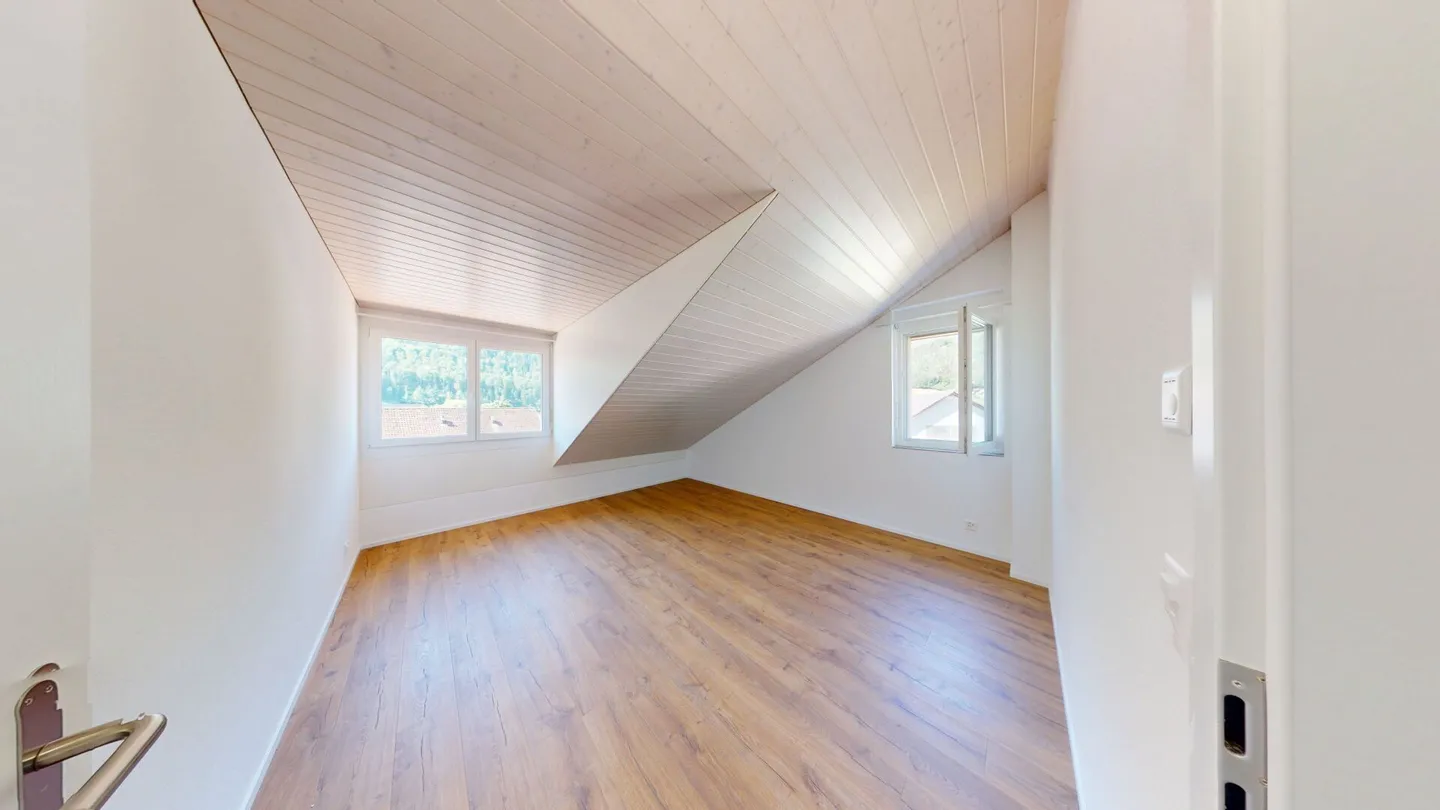 Première occupation ! Appartement en duplex exclusif de 3,5 pièces avec grande galerie et vue - Photo 9 sur 15