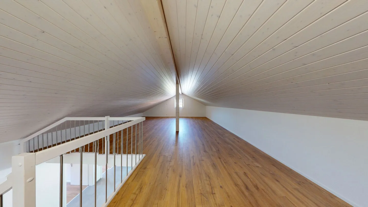 Première occupation ! Appartement en duplex exclusif de 3,5 pièces avec grande galerie et vue - Photo 13 sur 15