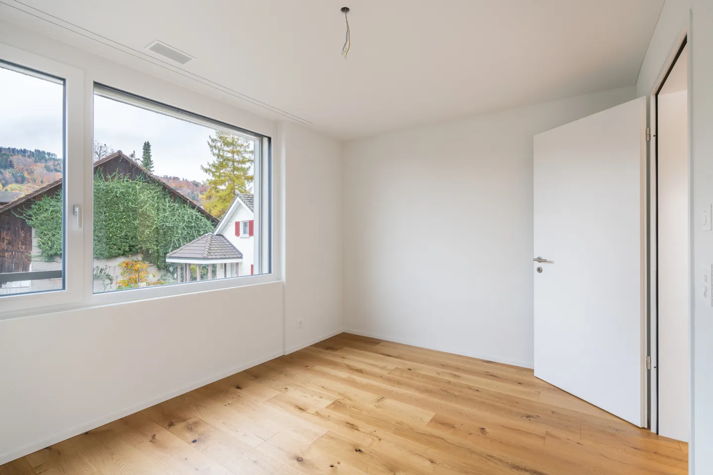 Moderne et économe en énergie – Appartement en attique de 4,5 pièces Minergie-P - Photo 9 sur 13