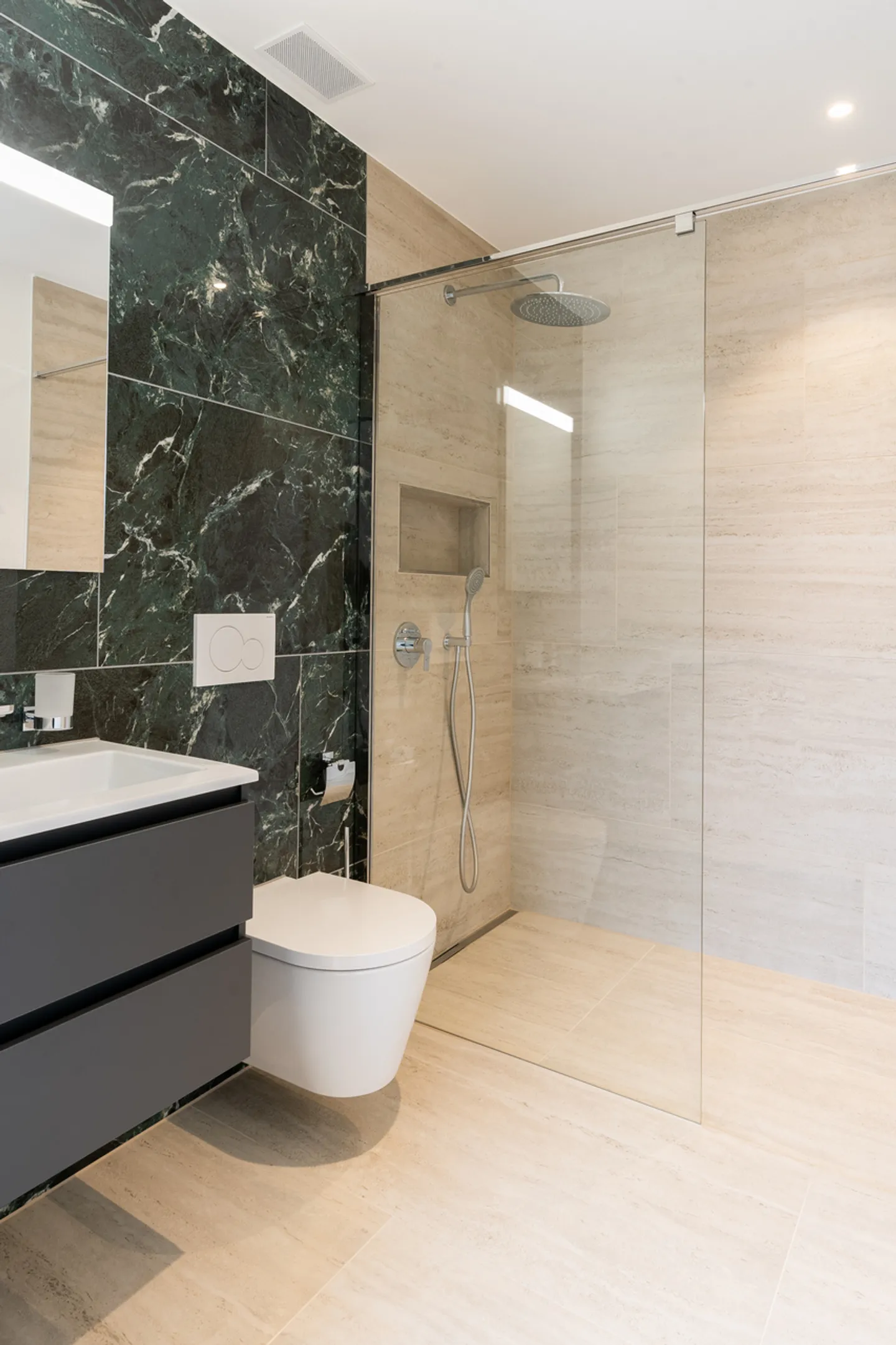 Moderne et économe en énergie – Appartement en attique de 4,5 pièces Minergie-P - Photo 10 sur 13