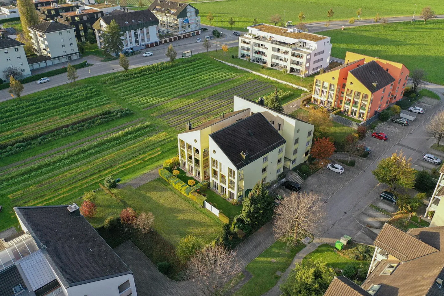 Appartamento confortevole di 3,5 stanze nel verde - Foto 4 di 13