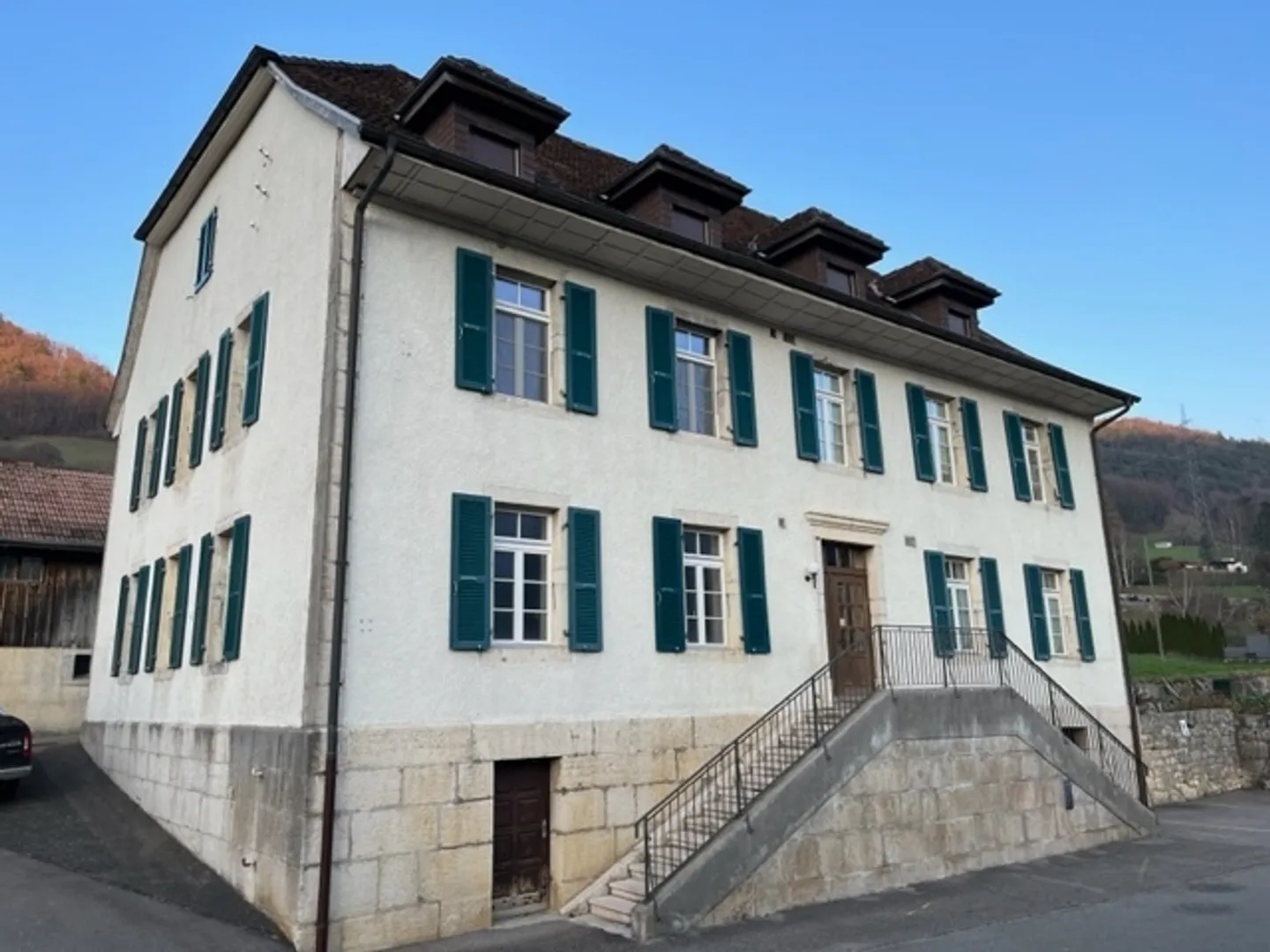 Charmant Appartement Attique - Photo 1 sur 9