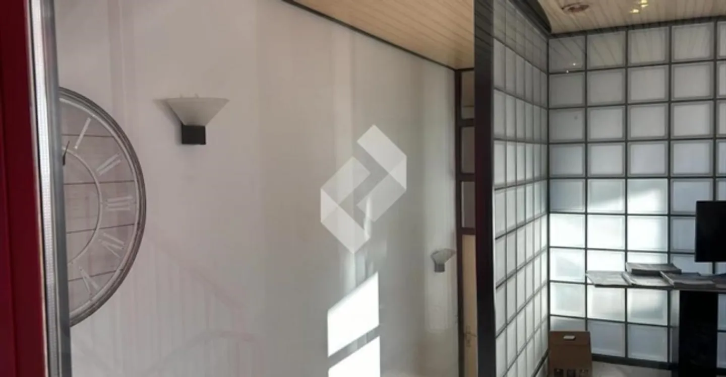 Office - Photo 3 of 13