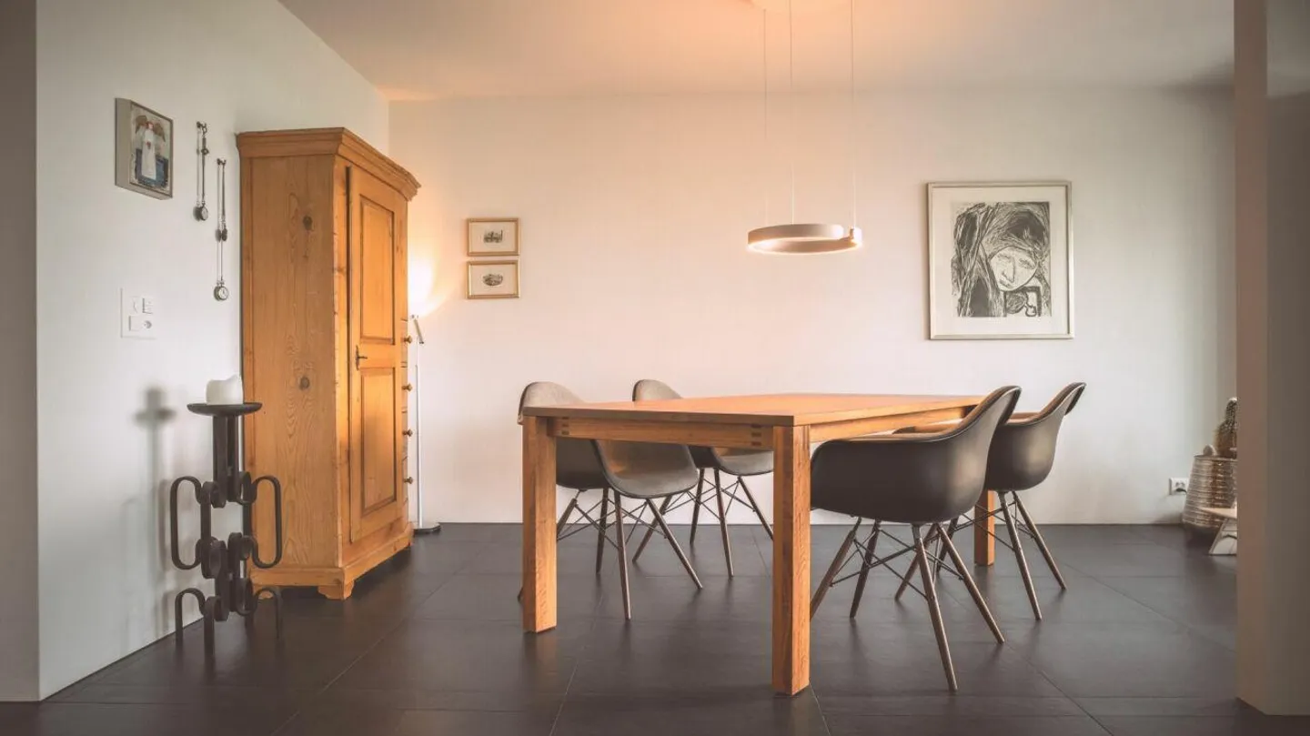 Neuwertige 3.5-Zimmer-Wohnung mit Alpenpanorama - Foto 8 di 13