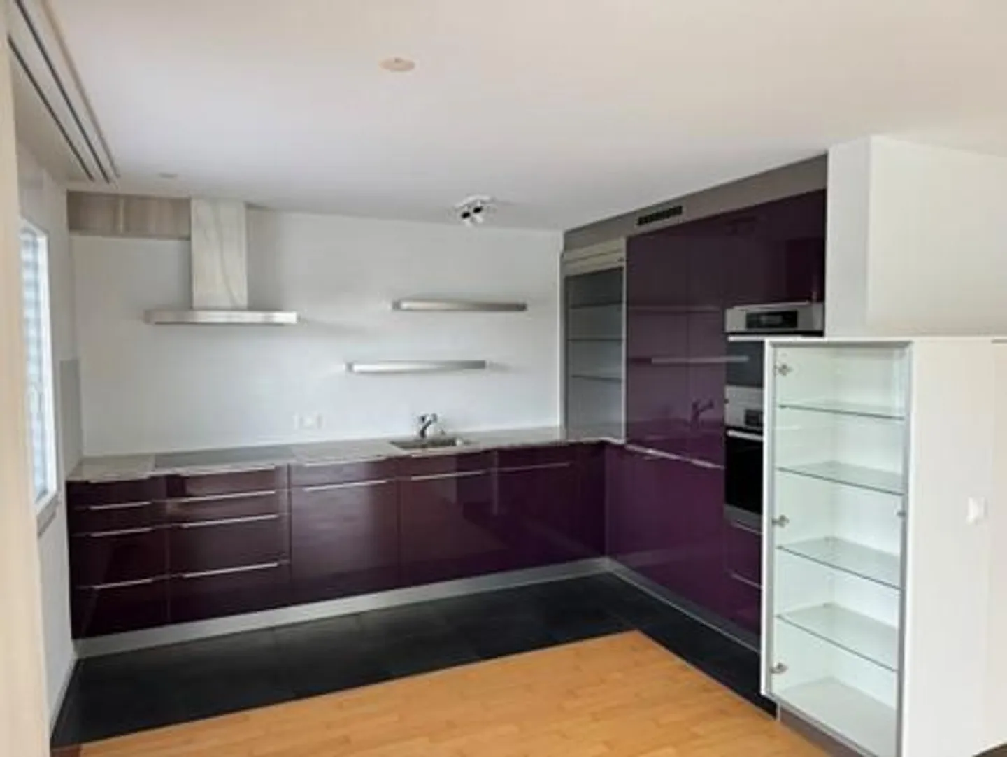 Grosszügige Wohnung in Flurlingen - Foto 3 von 9