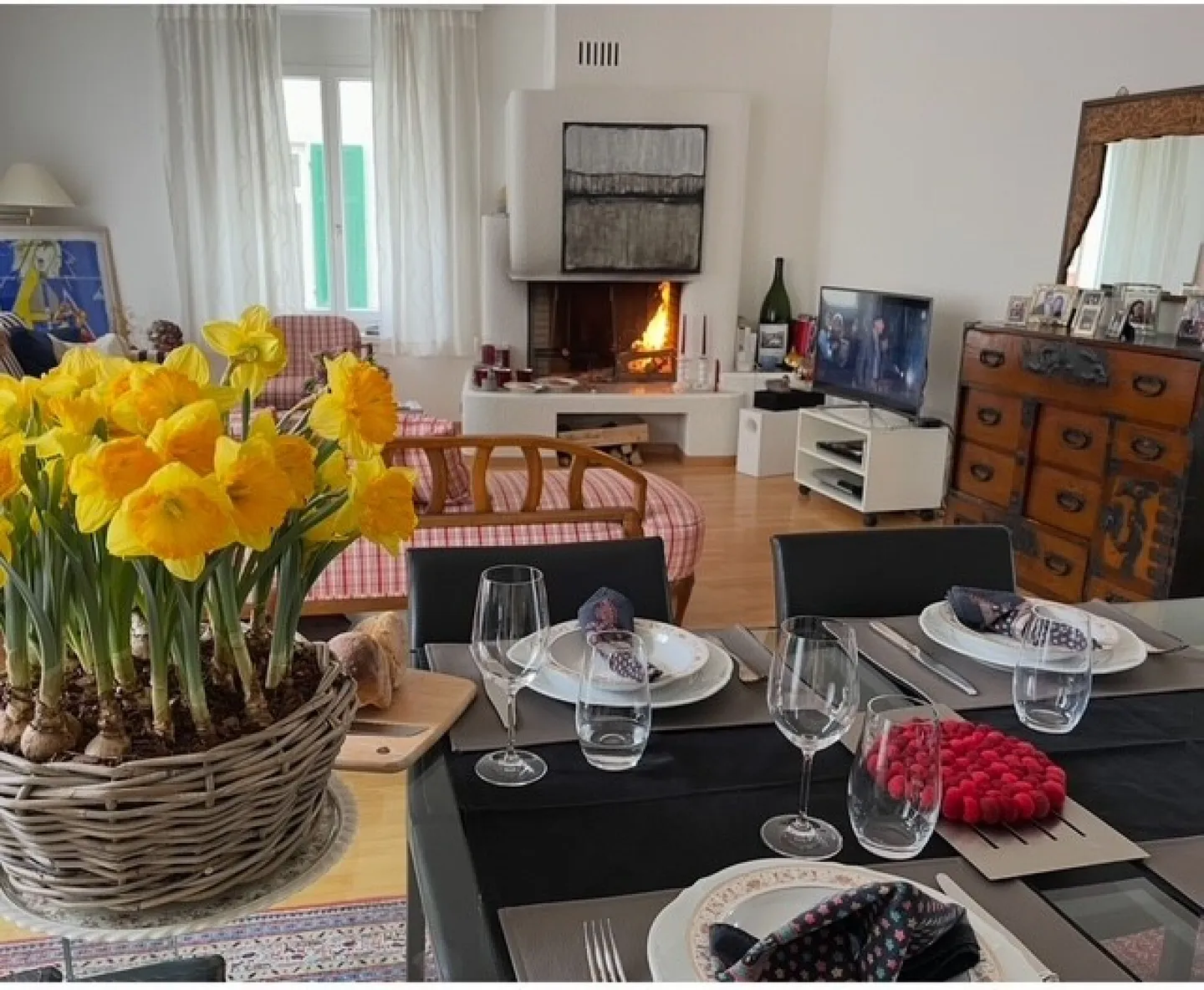 Cozy Apartment Near the Lake - Photo 1 of 7