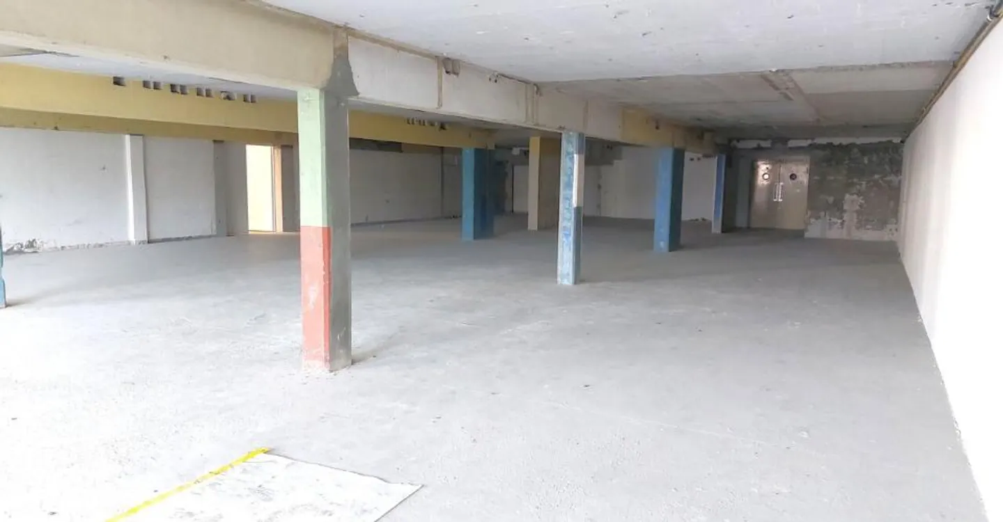 Flexible lease - Commercial space of 315m2 - Close to everything - Photo 4 of 7