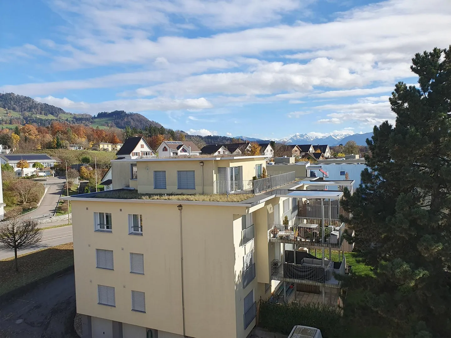 Grosse, schöne 3.5 Z-Attikawohnung - Foto 10 von 18