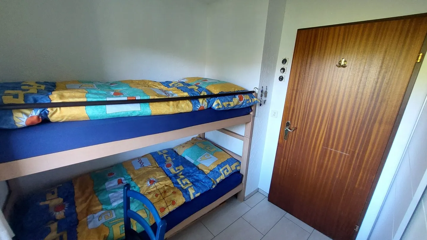 Cozy ground floor apartment with fantastic views - Photo 6 of 10