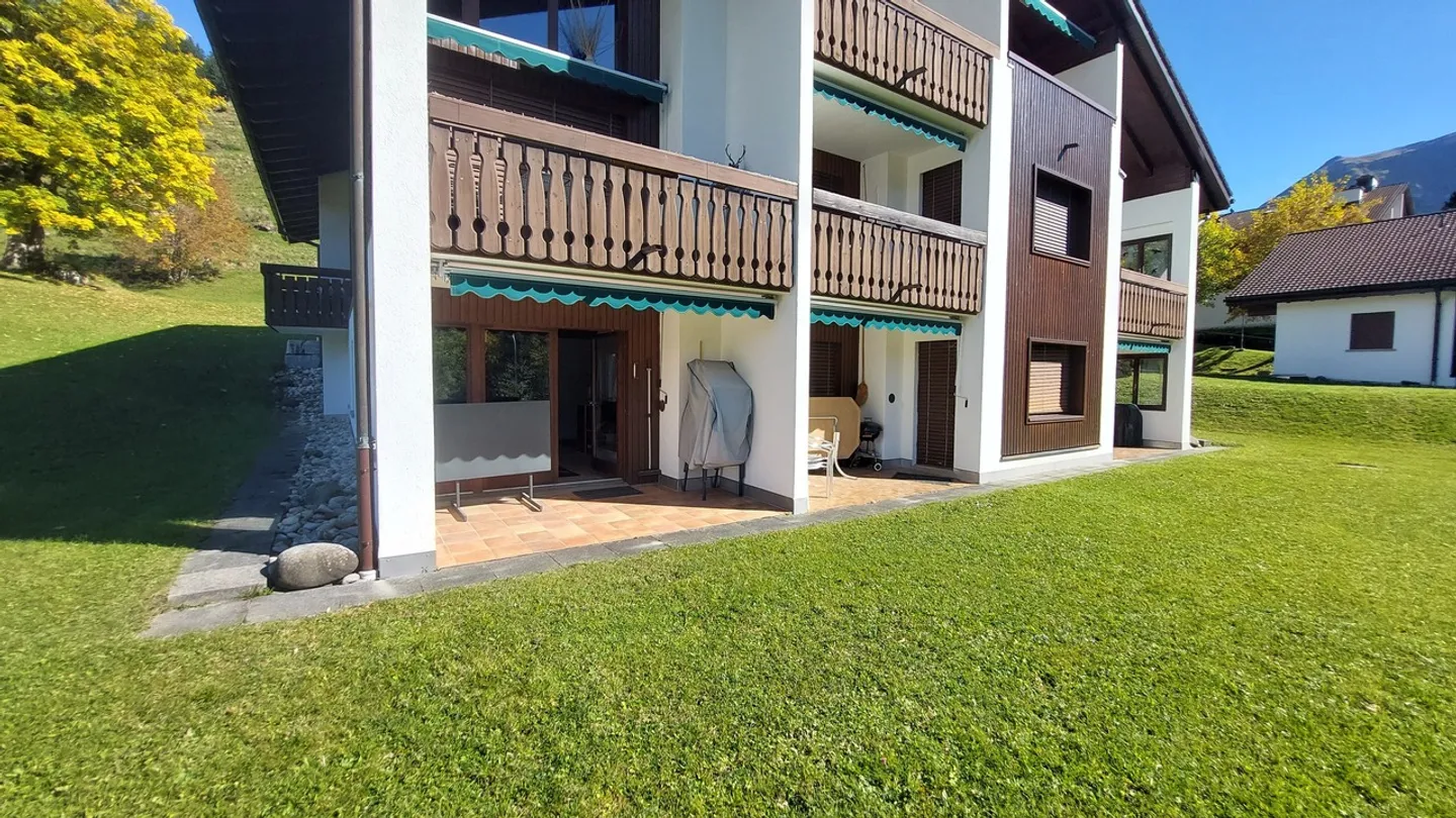 Cozy ground floor apartment with fantastic views - Photo 8 of 10