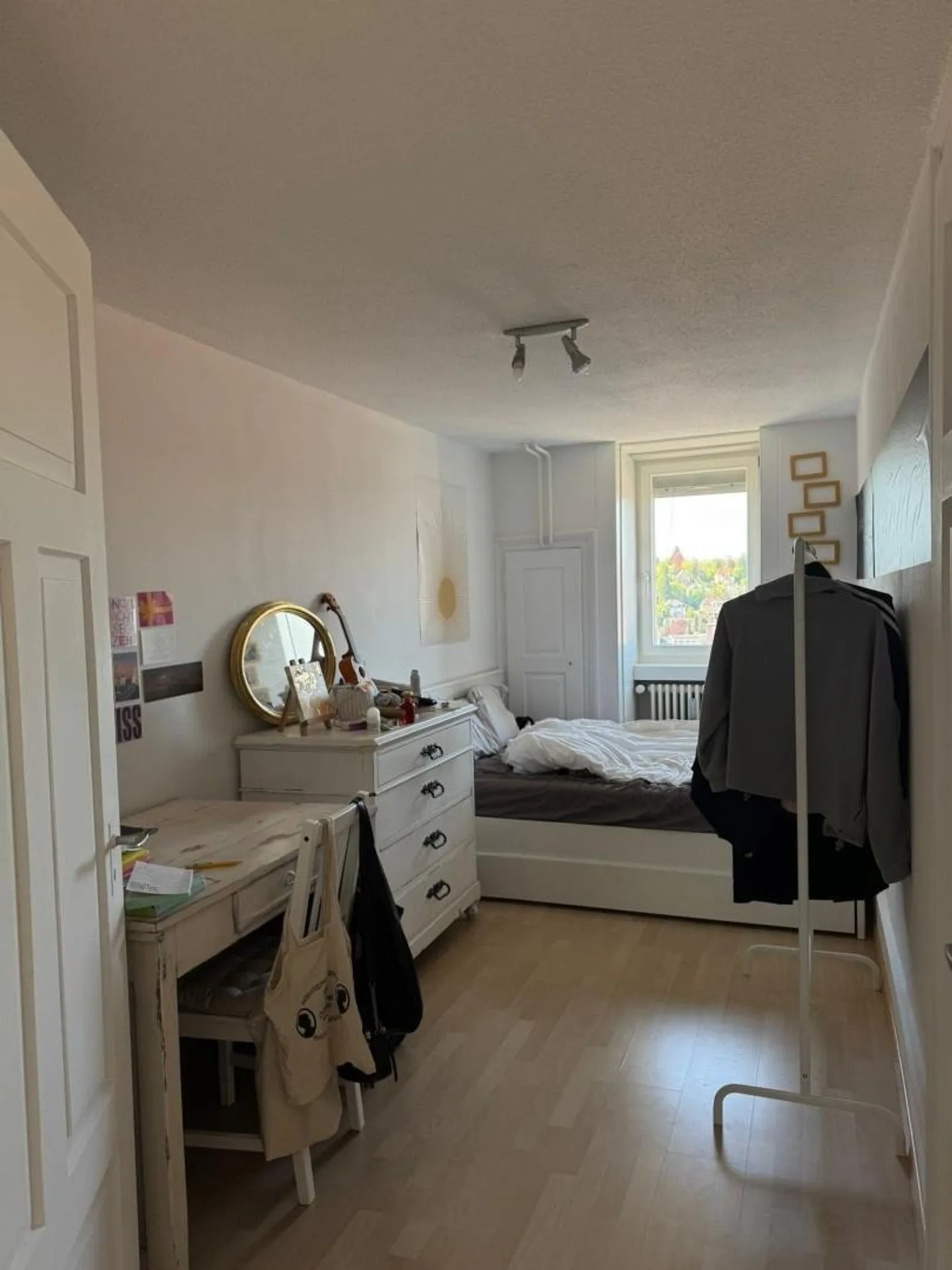 Appartamento attraente di 4,5 stanze in una posizione privilegiata - Foto 5 di 10