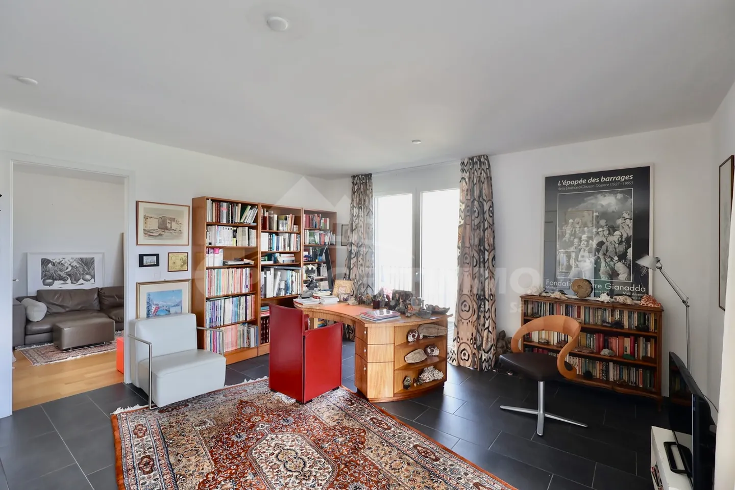 CHARMANT 2,5 ZIMMER IDEAL GELEGEN - Foto 1 di 9