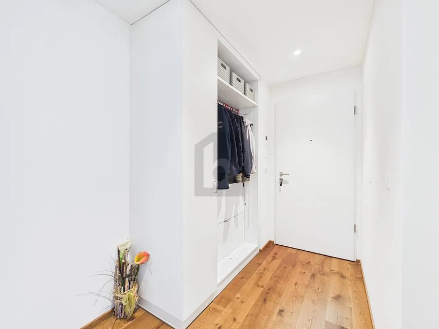 MODERN DREAM WITH GARDEN & PRIVACY - Photo 5 of 6