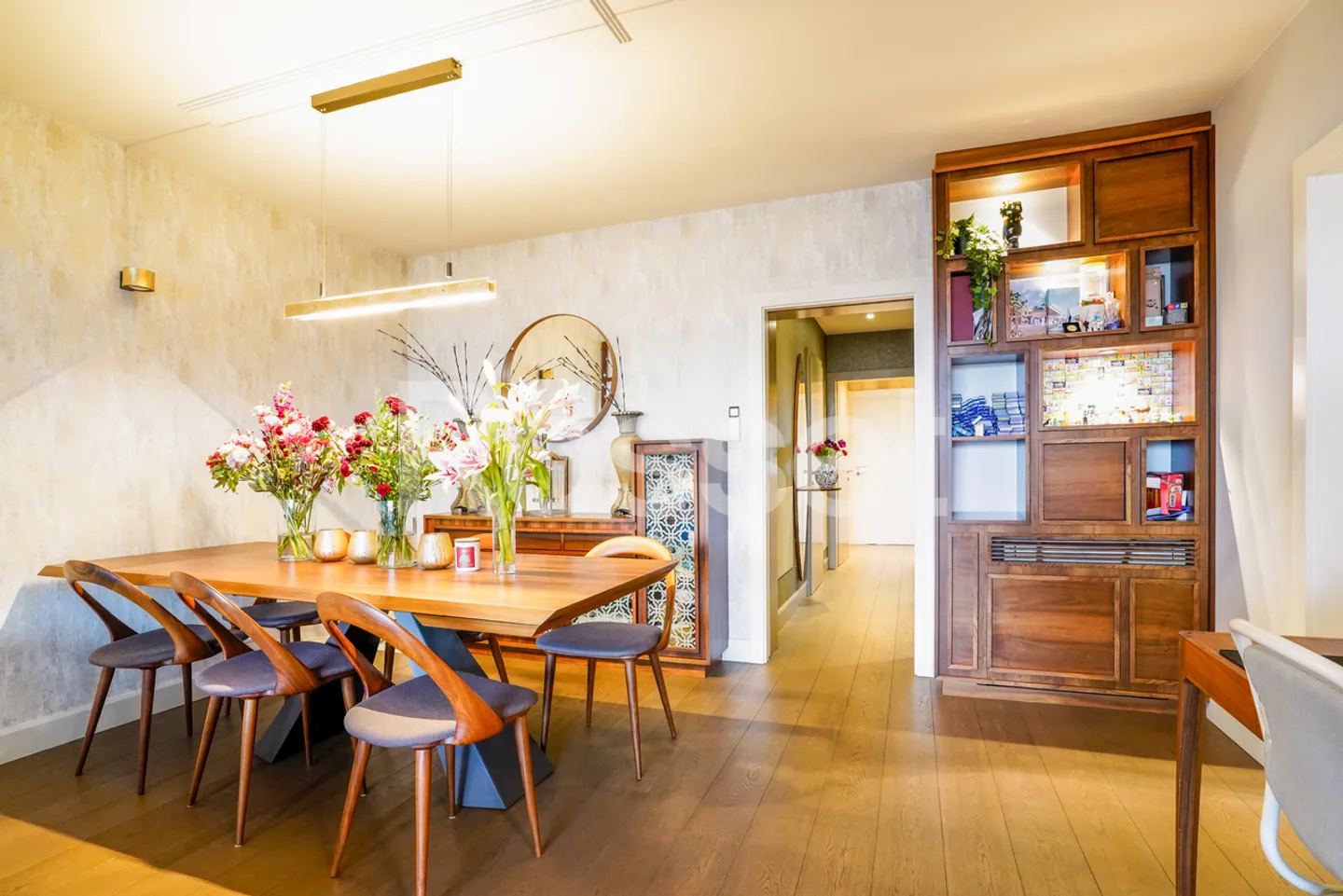Exclusively: Beautiful 5-room apartment on a high floor - Photo 1 of 8