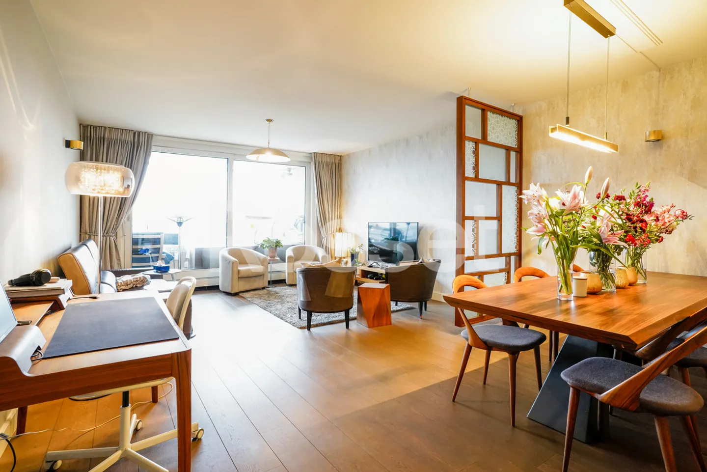 Exclusively: Beautiful 5-room apartment on a high floor - Photo 2 of 8