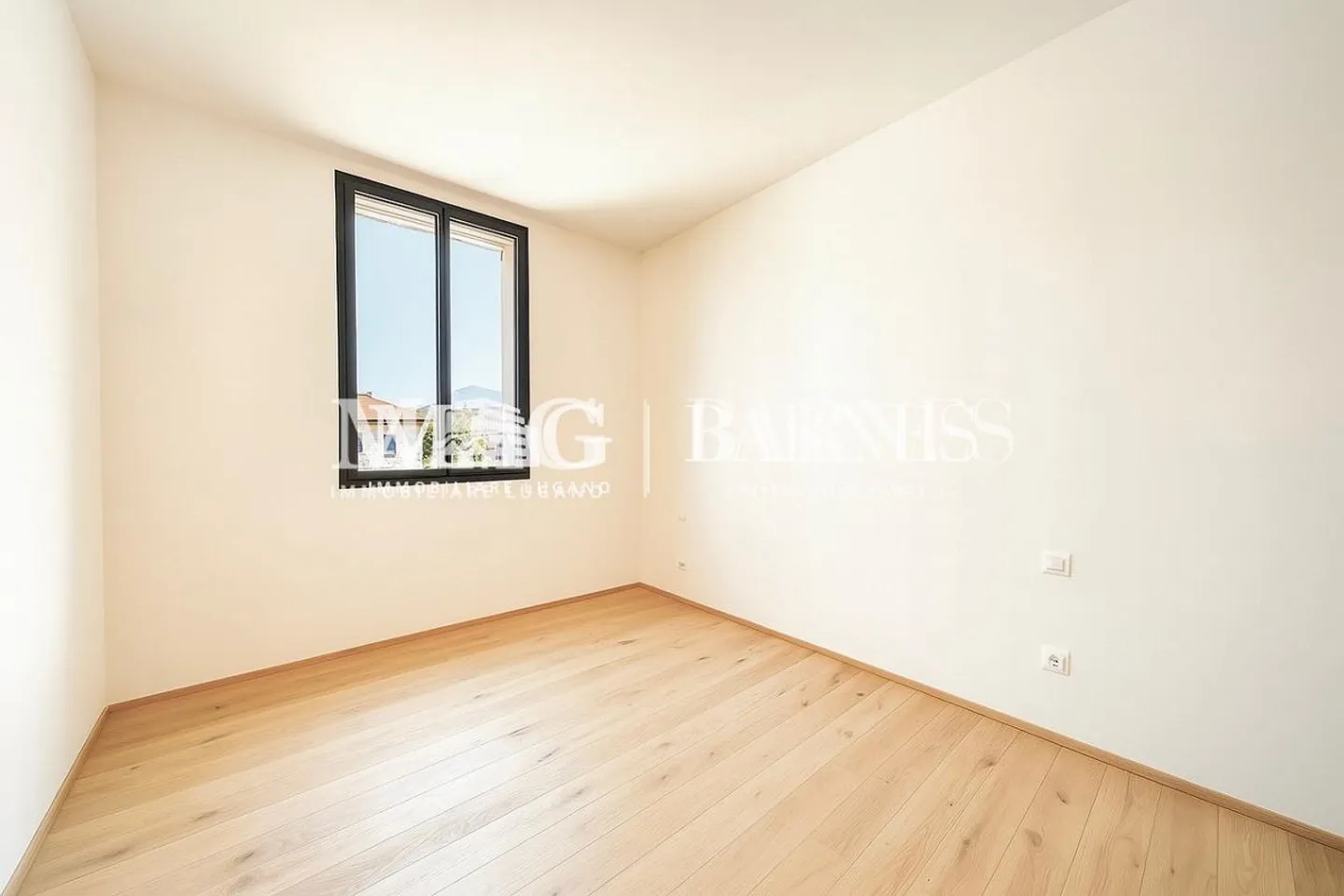 Charme der Vergangenheit und moderne Technologie: 3,5 Zimmer in einem Gebäude aus den 1900er Jahren - Foto 7 von 9