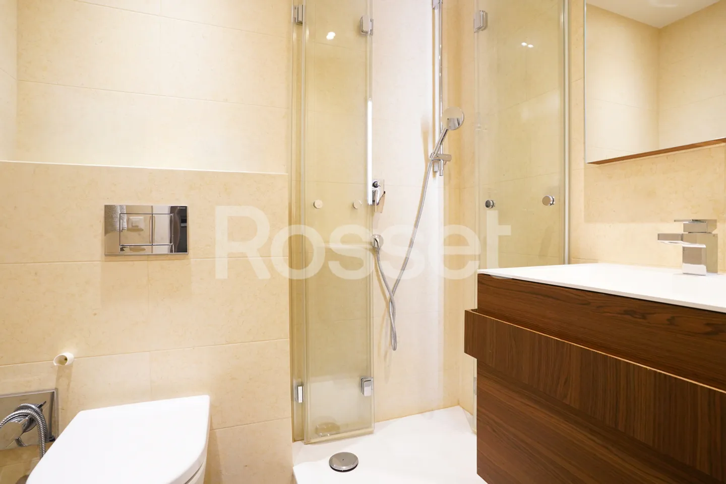 Exclusively: Beautiful 5-room apartment on a high floor - Photo 7 of 8