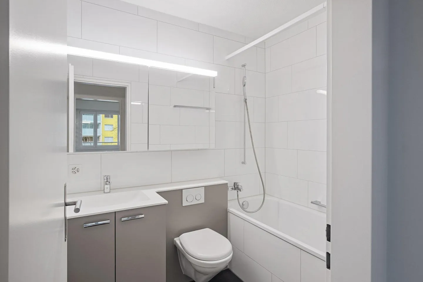 2-ZWG im EG in 8952 Schlieren zu vermieten - Foto 2 von 7