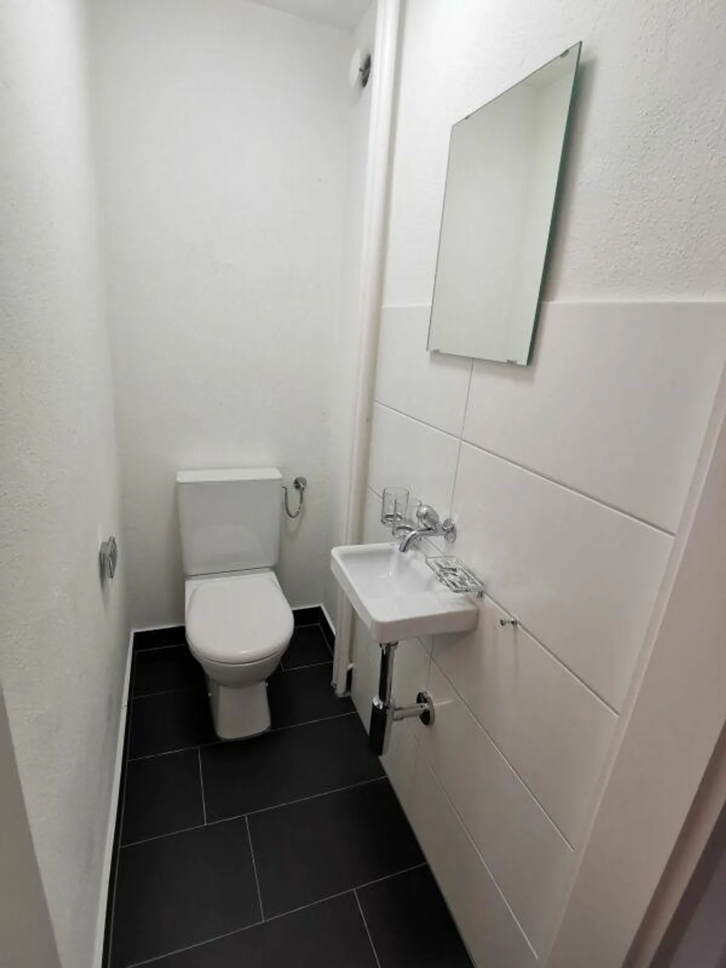 Schöne und renovierte 4.5 Zimmer Wohnung in Wittenbach - Foto 3 von 11