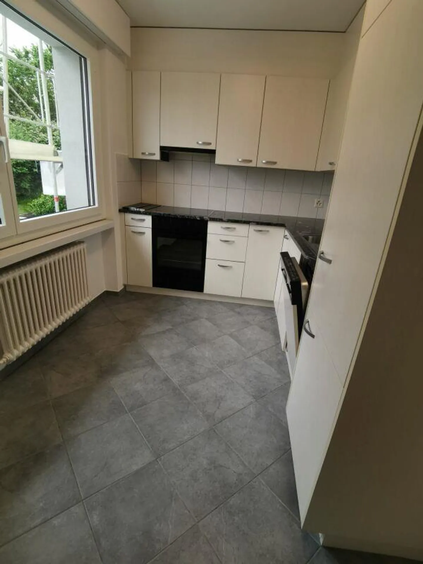 Schöne und renovierte 4.5 Zimmer Wohnung in Wittenbach - Foto 4 von 11