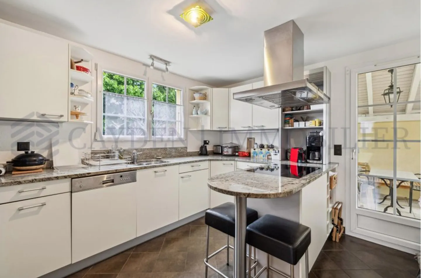 Family villa and individual house in the best location! - Photo 4 of 6