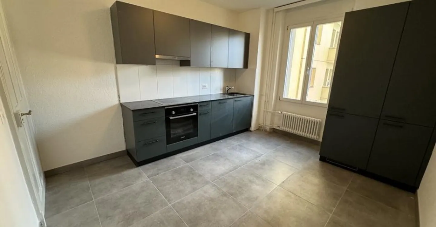 Magnifico appartamento di 5,5 stanze completamente ristrutturato - Foto 4 di 8