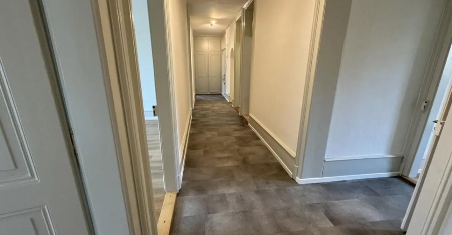 Magnifico appartamento di 5,5 stanze completamente ristrutturato - Foto 5 di 8