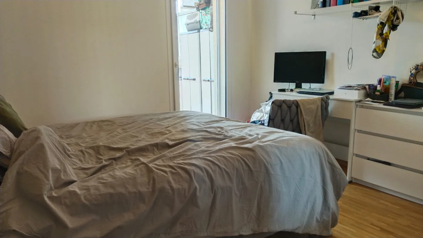 Nice 4-room apartment with large balcony ideally located in the Cointrin GE area - Photo 9 of 11