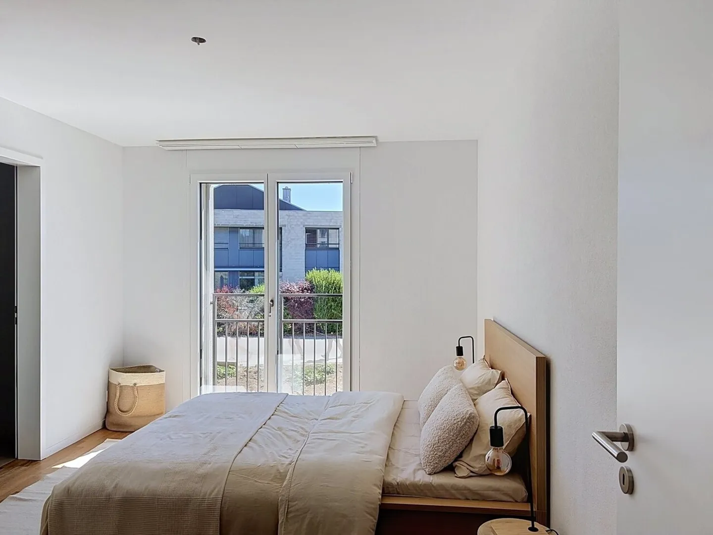 Neues 4,5-Zimmer-Apartment im 1. Stock in Cottens (FR) - Foto 4 von 13