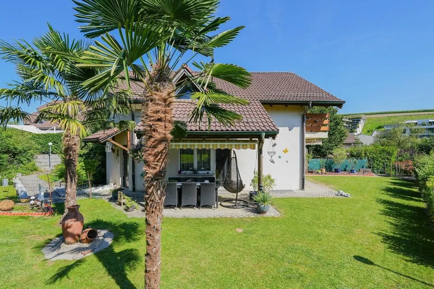 Wohnen mit Ferien-Feeling: 5.5 Zimmer-Doppel-Einfamilienhaus an ruh... - Foto 8 di 13