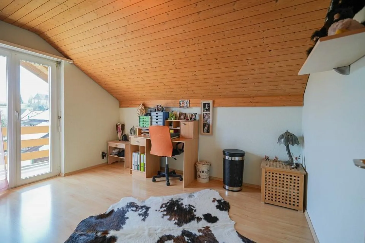 Wohnen mit Ferien-Feeling: 5.5 Zimmer-Doppel-Einfamilienhaus an ruh... - Foto 9 di 13