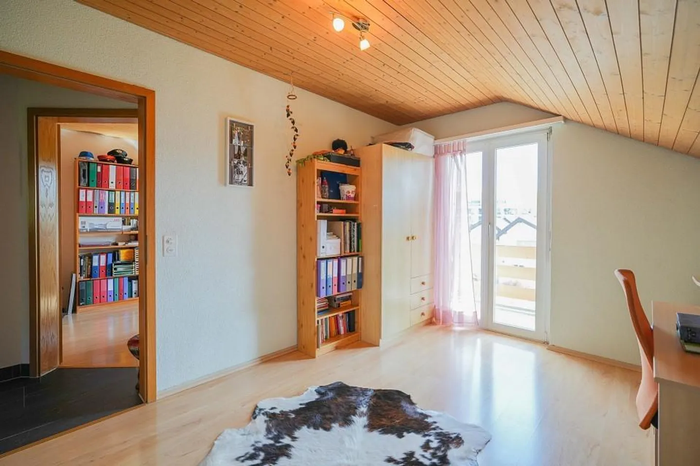 Wohnen mit Ferien-Feeling: 5.5 Zimmer-Doppel-Einfamilienhaus an ruh... - Foto 10 di 13