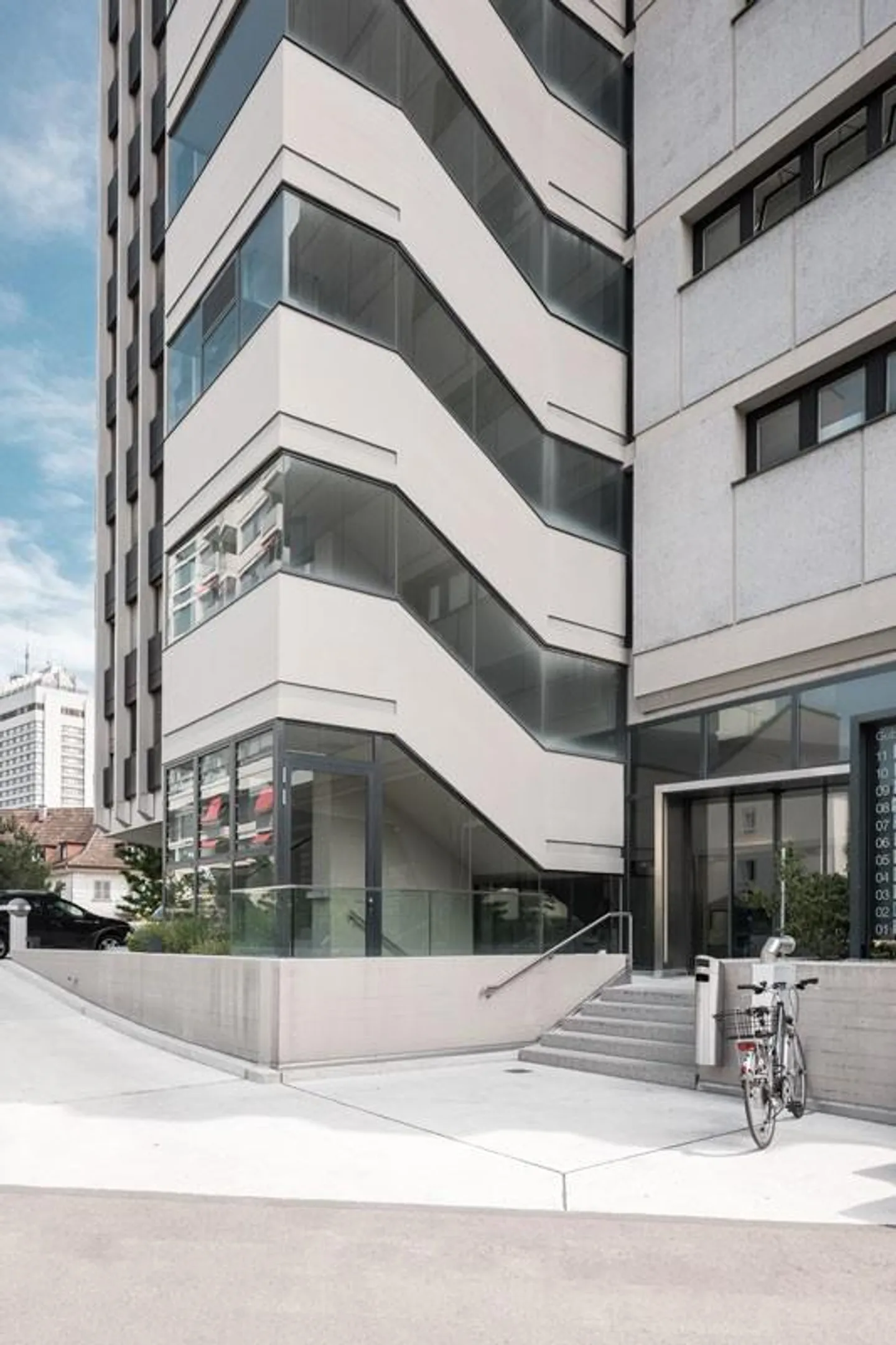 Proximity to Oerlikon Station: 29 m2 Office Space - Photo 4 of 5