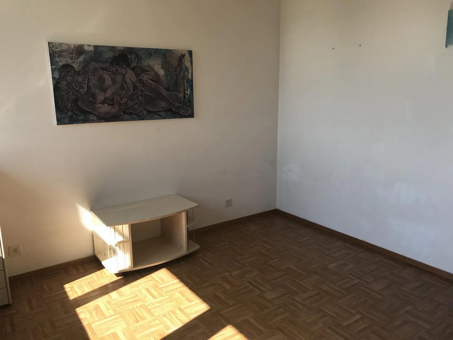 2.5 locali luminoso con terrazzo, cantina e posteggio - - Foto 4 di 12