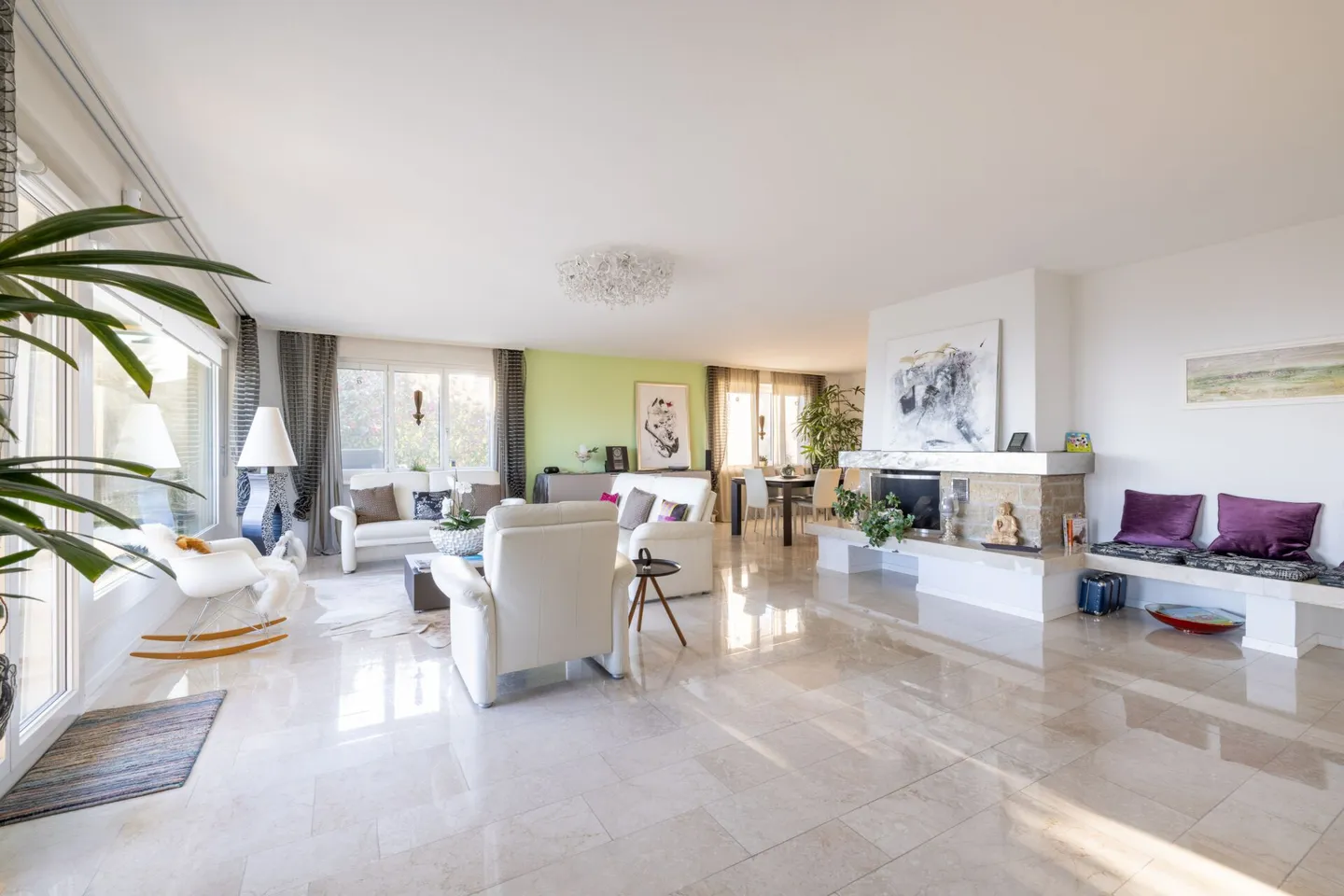 Live like on vacation: Exceptional single-family home - Photo 3 of 13