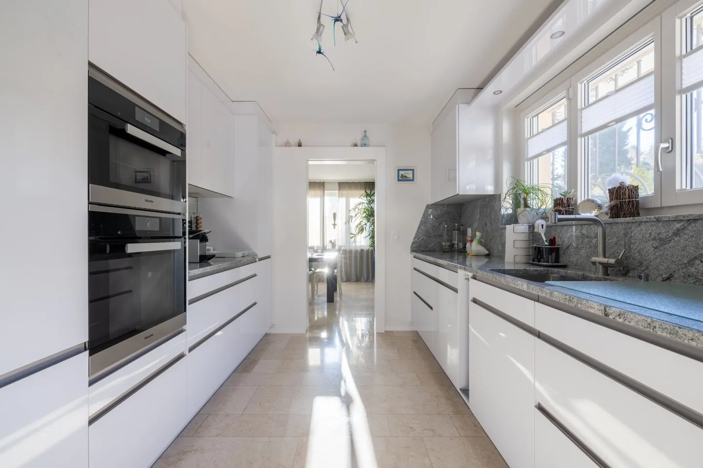 Live like on vacation: Exceptional single-family home - Photo 4 of 13