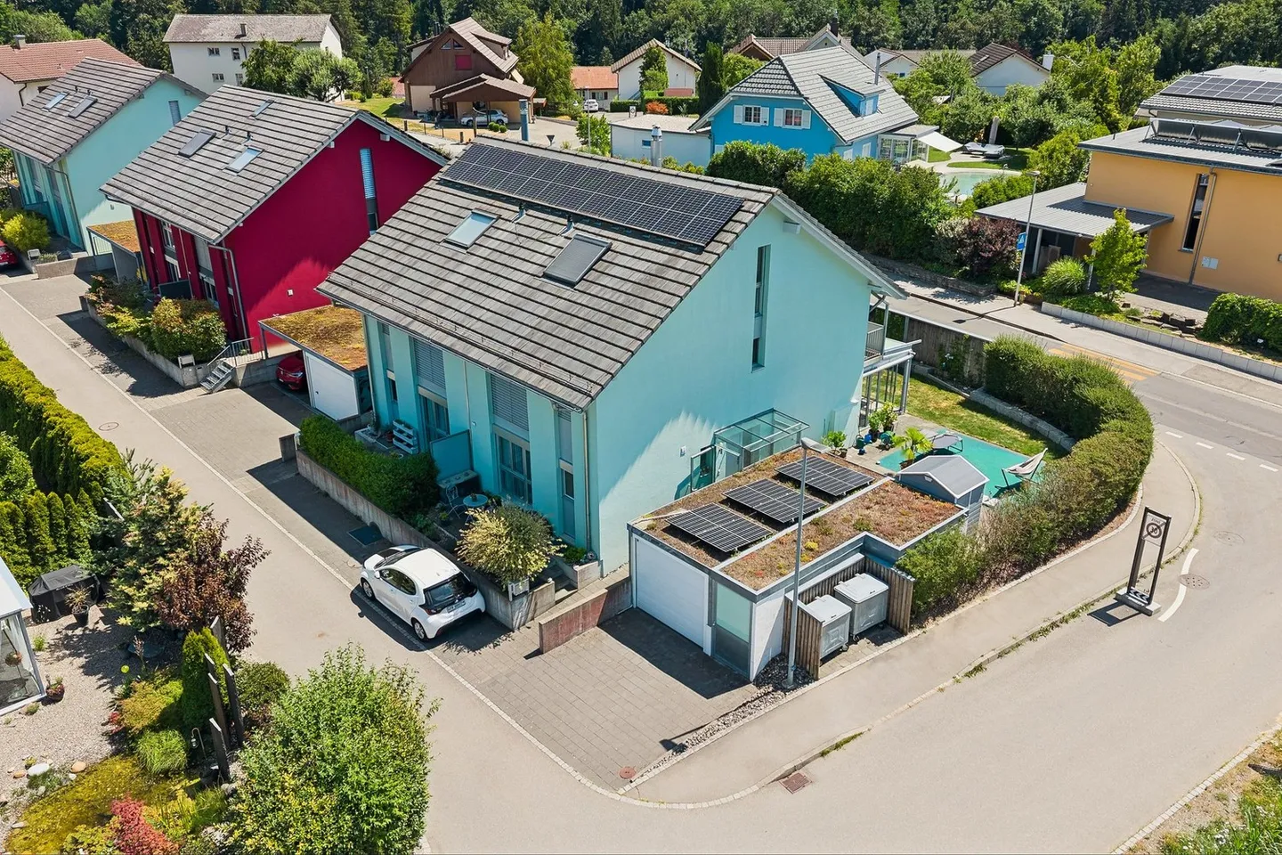 Proprietà attraente in una posizione centrale a Wünnewil - Foto 1 di 11