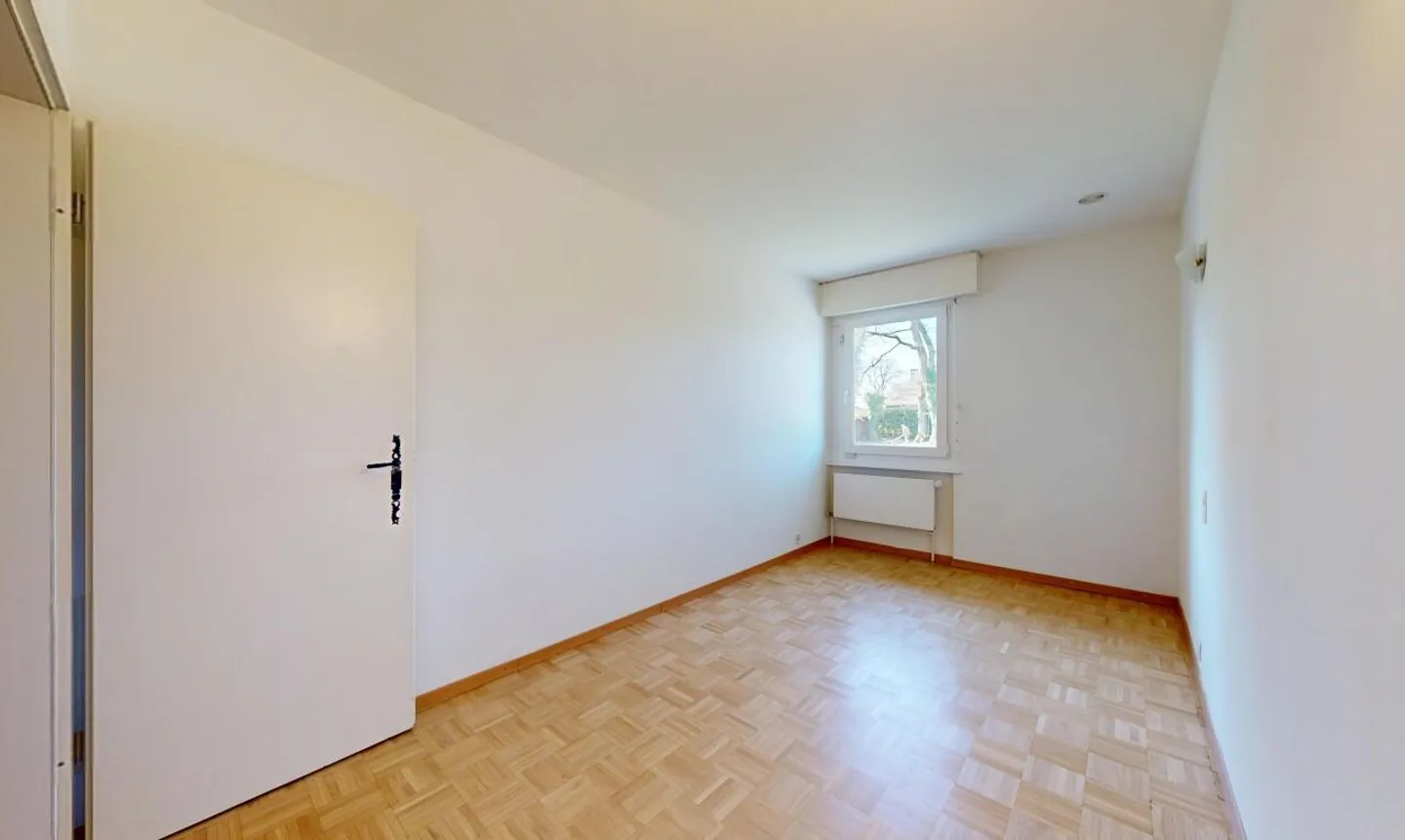 Incantevole casa familiare con studio indipendente, giardino e piscina - Foto 9 di 13