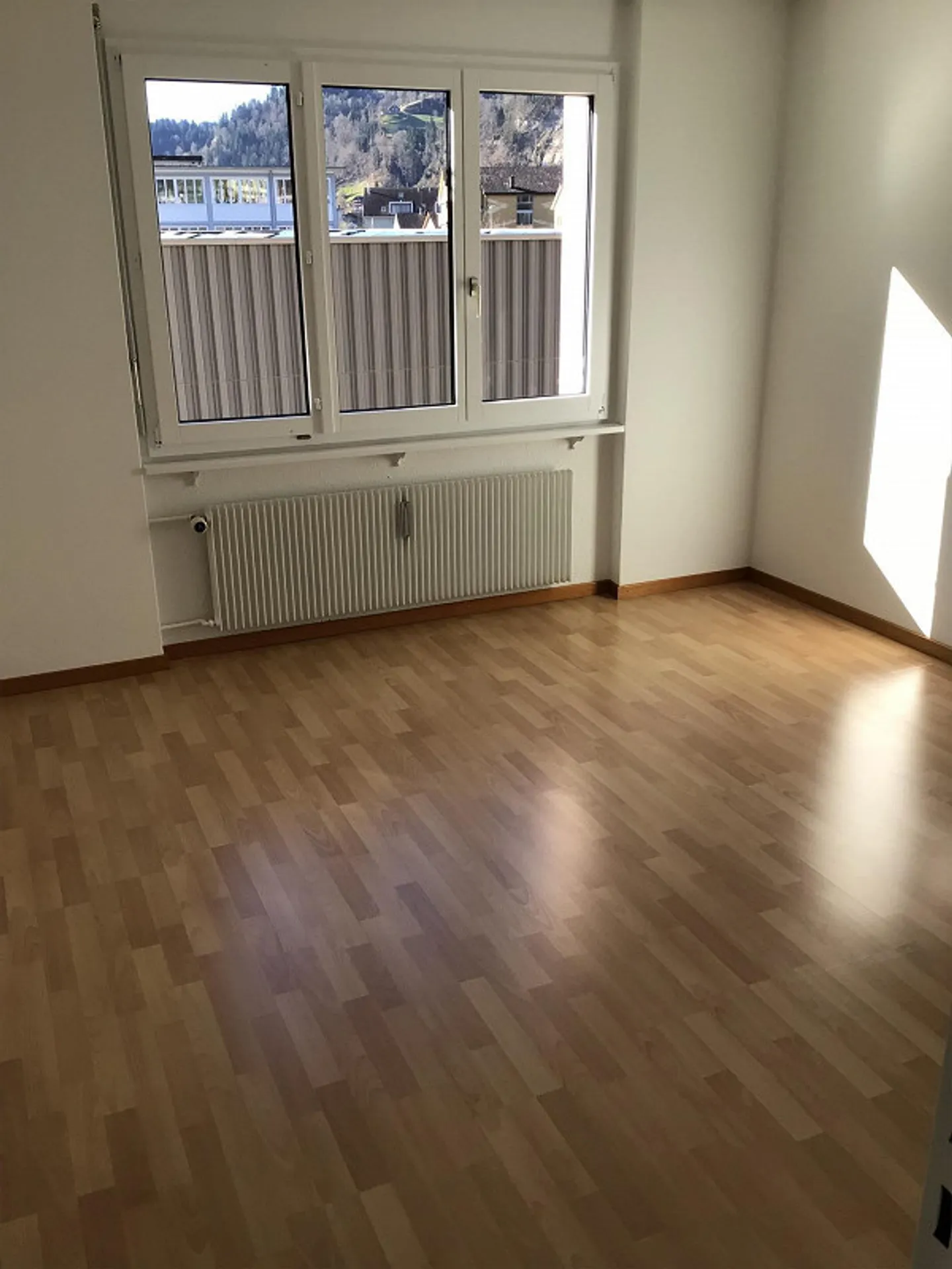 Renovierte Wohnung in Wolhusen - Foto 2 von 8