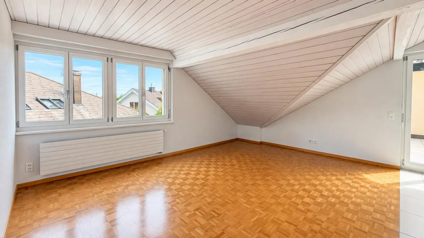 Charmante Dachgeschosswohnung in Kreuzlingen - Foto 4 von 9