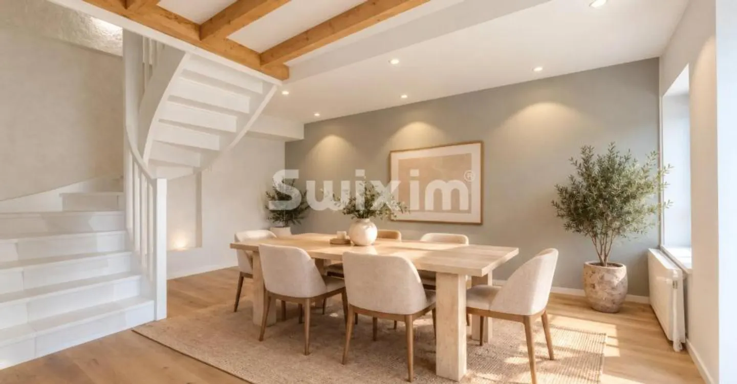 Triplex rénové avec studio - Photo 2 sur 7