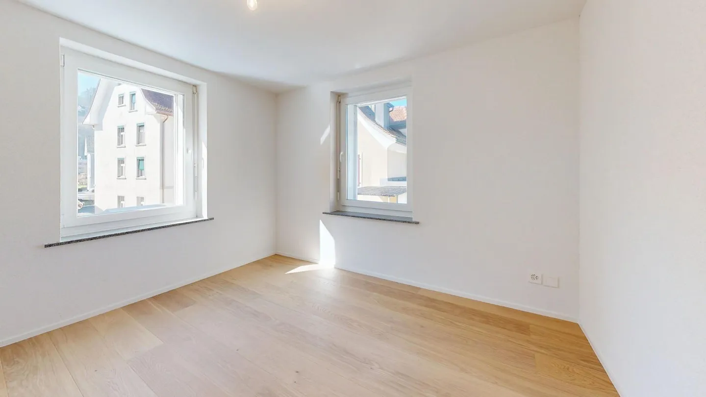 Casa unifamiliare completamente ristrutturata con charme e comfort - Foto 12 di 13