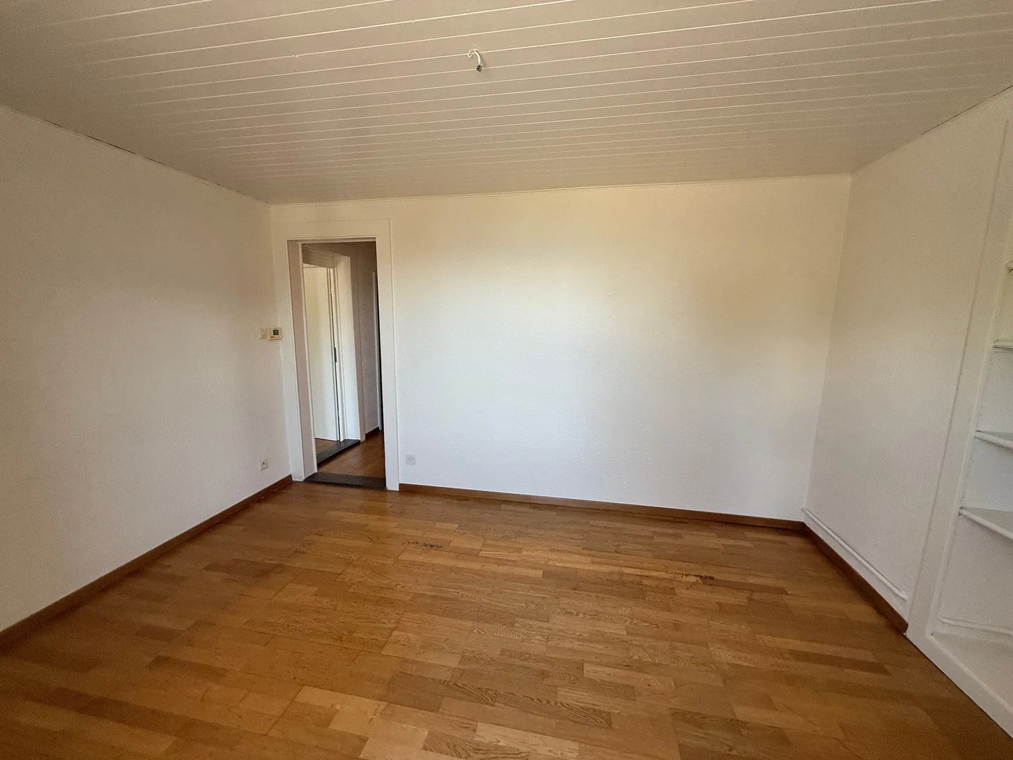 Appartement avec 3.0 pièces au rez-de-chaussée - Photo 4 sur 10